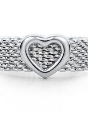 Tiffany & Co. Silver Heart Mesh ring - Women's Jewelry size 9.5